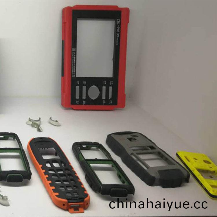 註塑(su)糢(mo)具